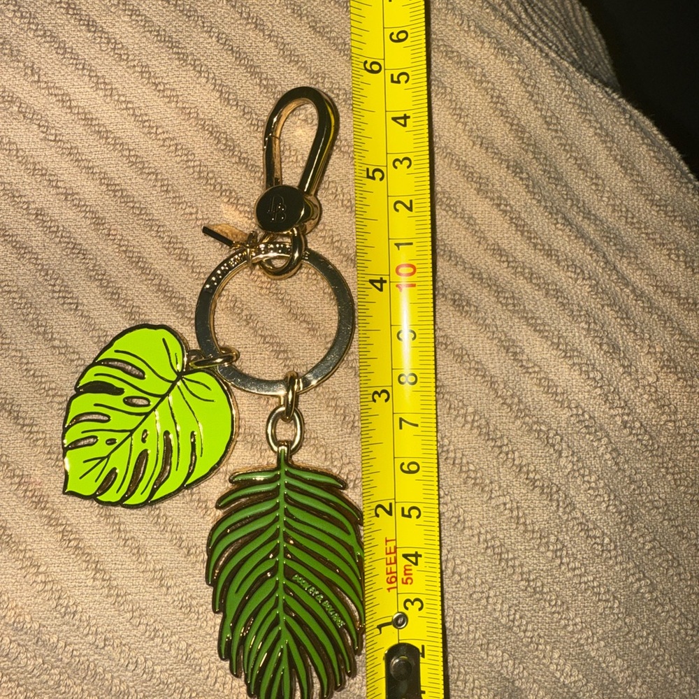 DOONEY & BOURKE GREEN/GOLD LEAF KEYFOB/BAG CHARM NEW